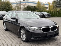 Вид спереди справа