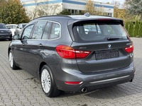 Вид сзади слева