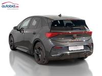 Vedere spate stânga