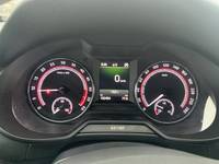 Pohled na přístrojovou desku