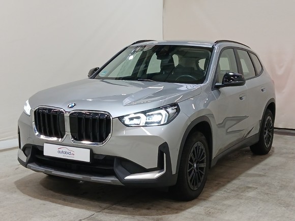 Вид спереди слева