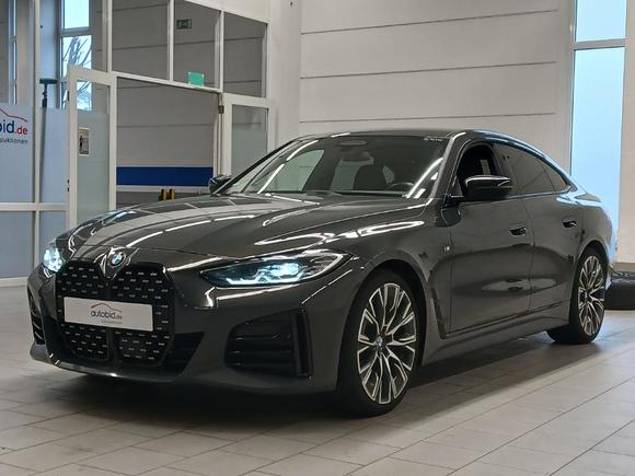 Вид спереди слева