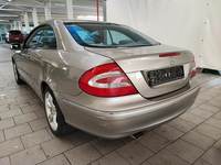 Вид сзади слева