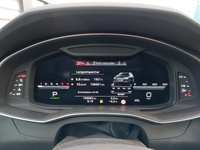 Pohled na přístrojovou desku