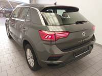 Pogled od pozadi levo