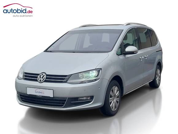 Вид спереди слева