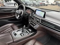 Вид на салон