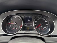 Pohled na přístrojovou desku