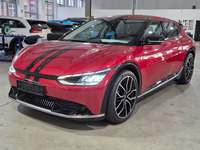 Вид спереди слева