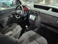 Вид на салон