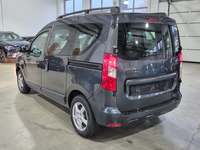 Вид сзади слева