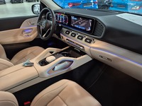 Вид на салон