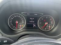 Pohled na přístrojovou desku