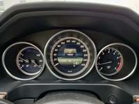 Pohled na přístrojovou desku