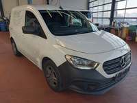 Вид спереди справа