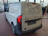 Вид сзади слева