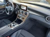 Вид на салон