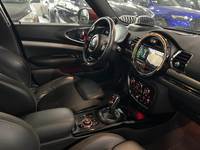 Вид на салон