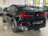 Вид сзади слева