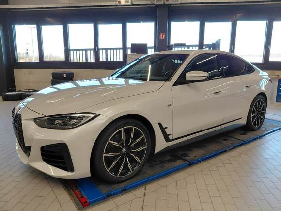 Widok z przodu po stronie lewej