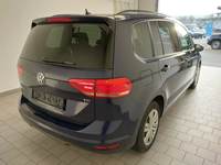 Pogled od pozadi desno