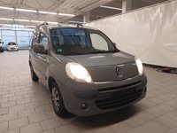 Вид спереди справа