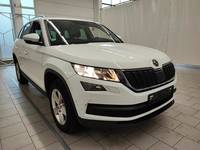 Вид спереди справа