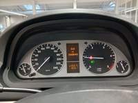 Pohled na přístrojovou desku