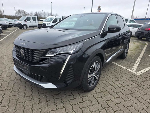 Pogled od napred levo