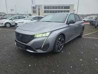 Pogled od napred levo