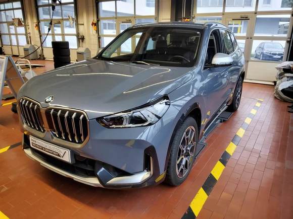 Vue de l’avant gauche