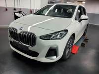 Vista anteriore sinistra