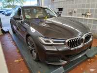 Vue de l’avant droit