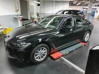 Vue de l’avant gauche