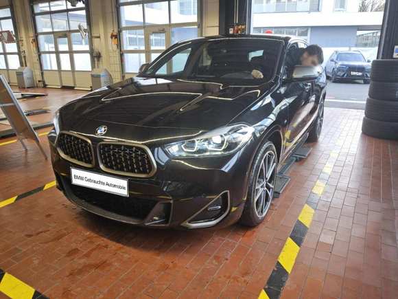 Vista anteriore sinistra