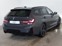 Pogled od pozadi desno