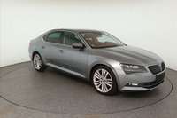 Widok z przodu po stronie prawej