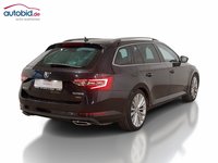 Widok z tyłu po stronie prawej