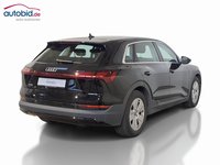 Widok z tyłu po stronie prawej