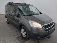 Widok z przodu po stronie prawej