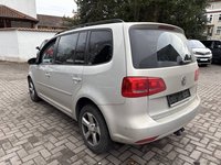 Вид сзади слева