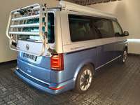 Pogled od pozadi desno