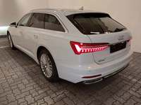 Pogled od pozadi levo