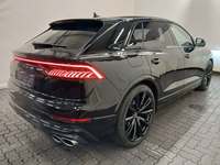 Pogled od pozadi desno