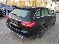 Widok z tyłu po stronie prawej