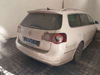 Widok z tyłu po stronie prawej