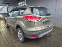 Widok z tyłu po stronie lewej