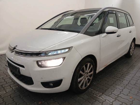 Widok z przodu po stronie lewej