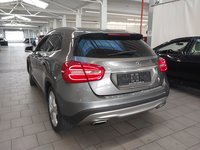 Вид сзади слева