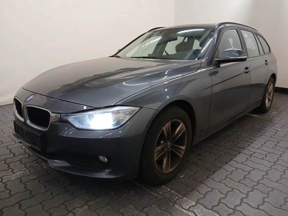 Pogled od napred levo